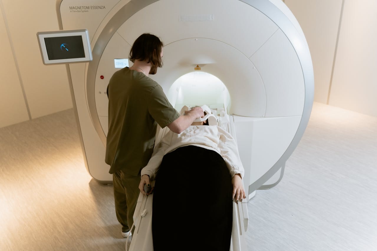 CT Scan vs MRI Scan : Key Differences & When to Use Each