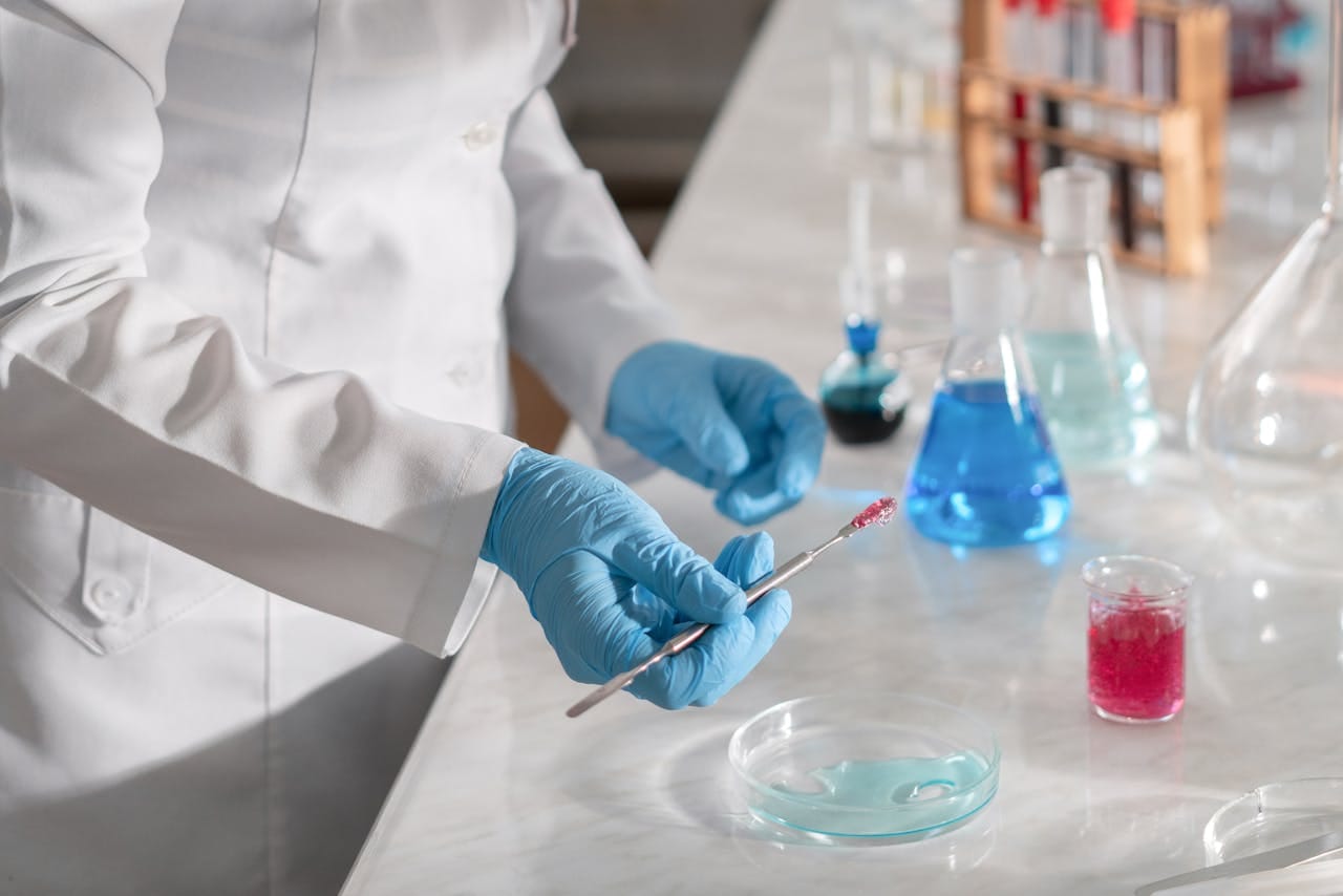 Hanging Drop Test: Identifying Bacterial Motility