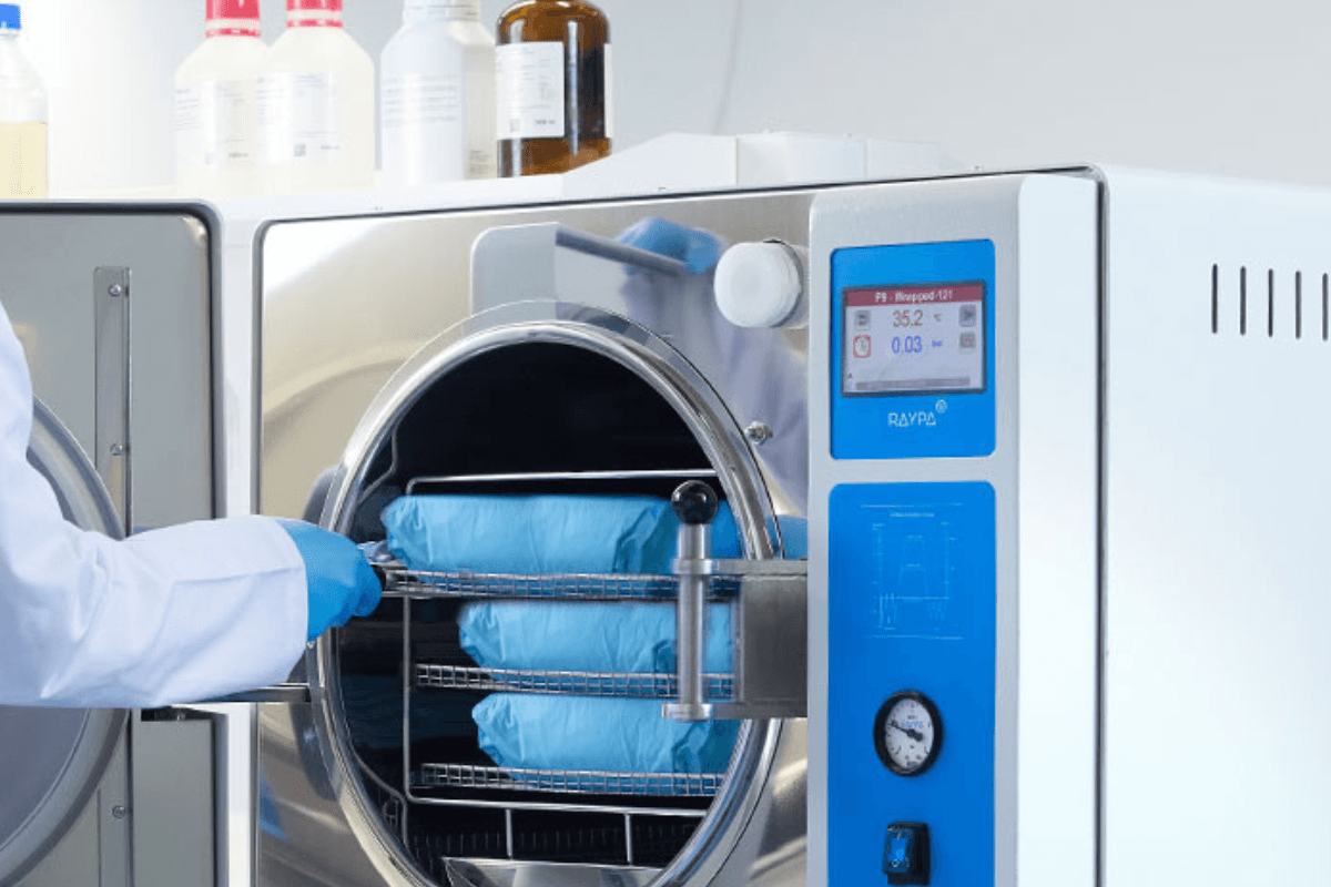 How to Choose the Right Autoclave for Your Laboratory Needs
